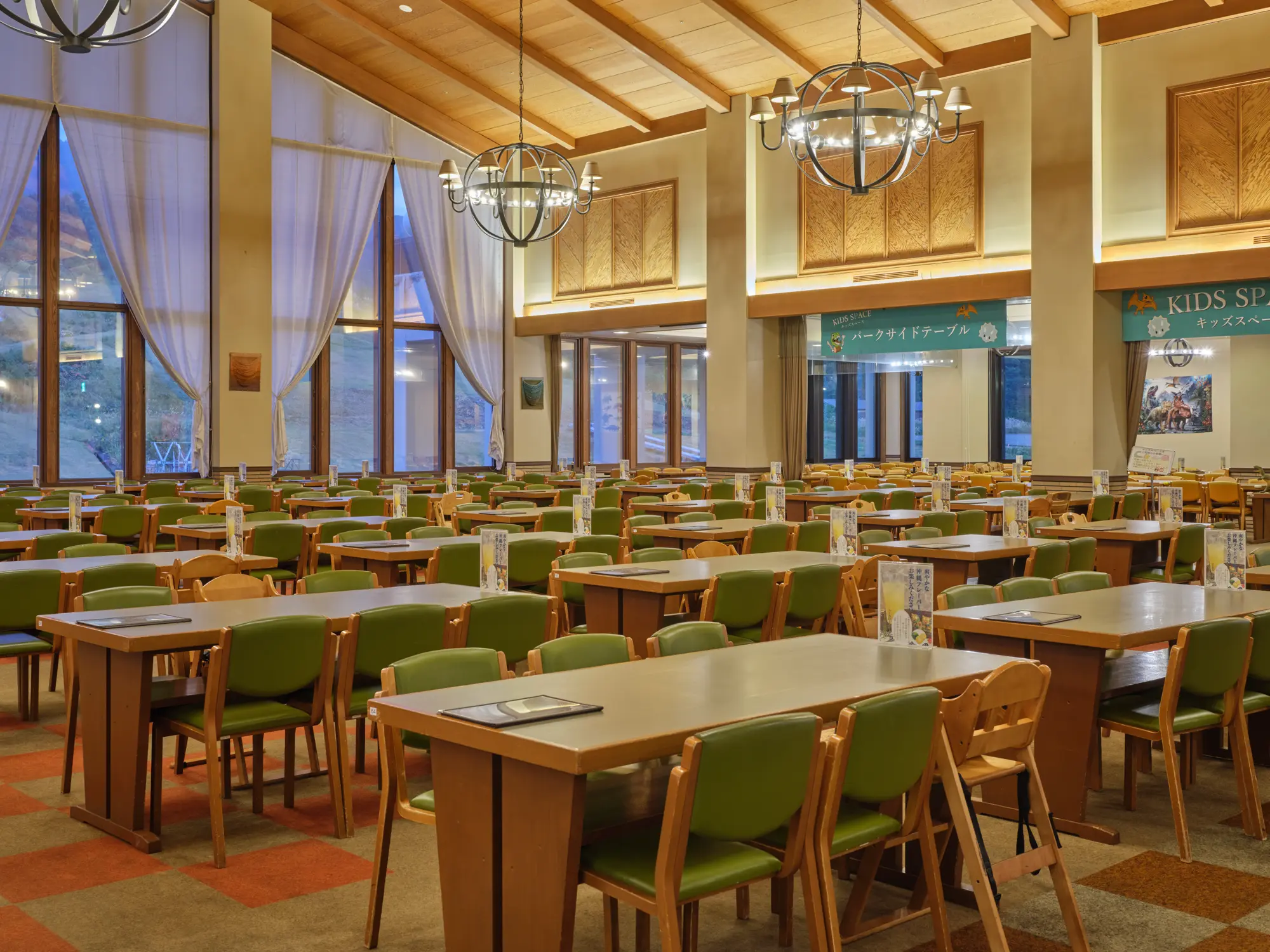 レストラングランドカフェ（ビュッフェ）