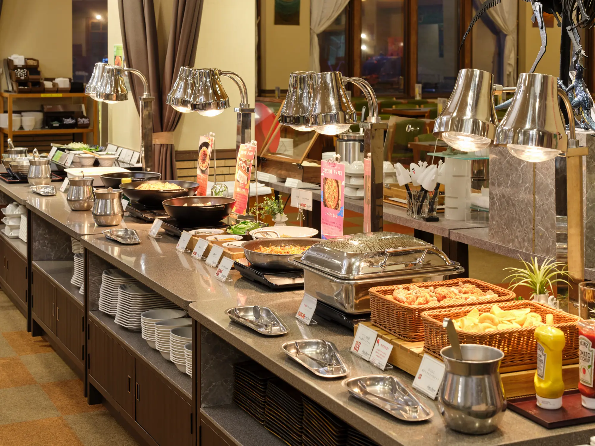 ディナービュッフェ