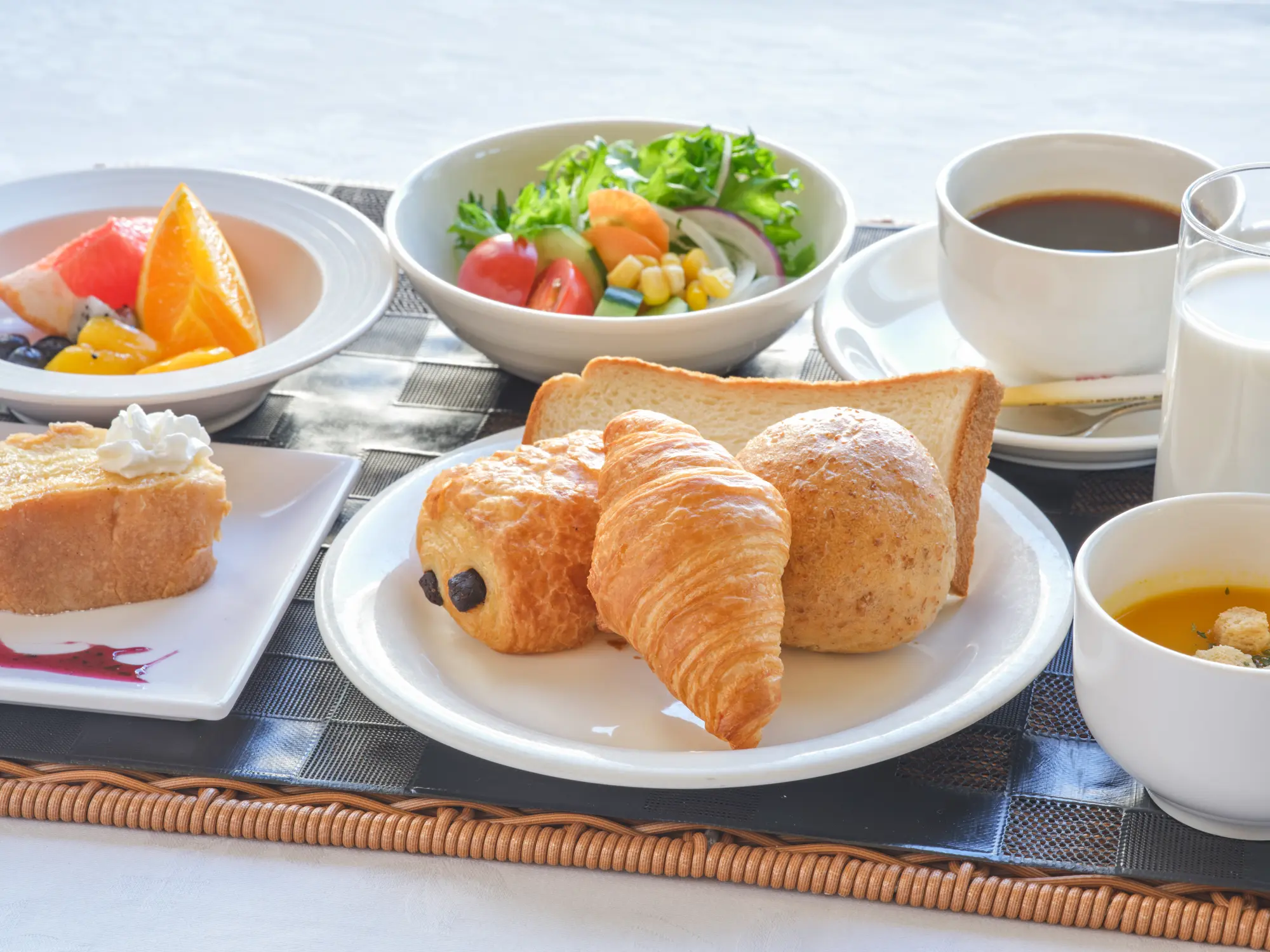 モーニングビュッフェ