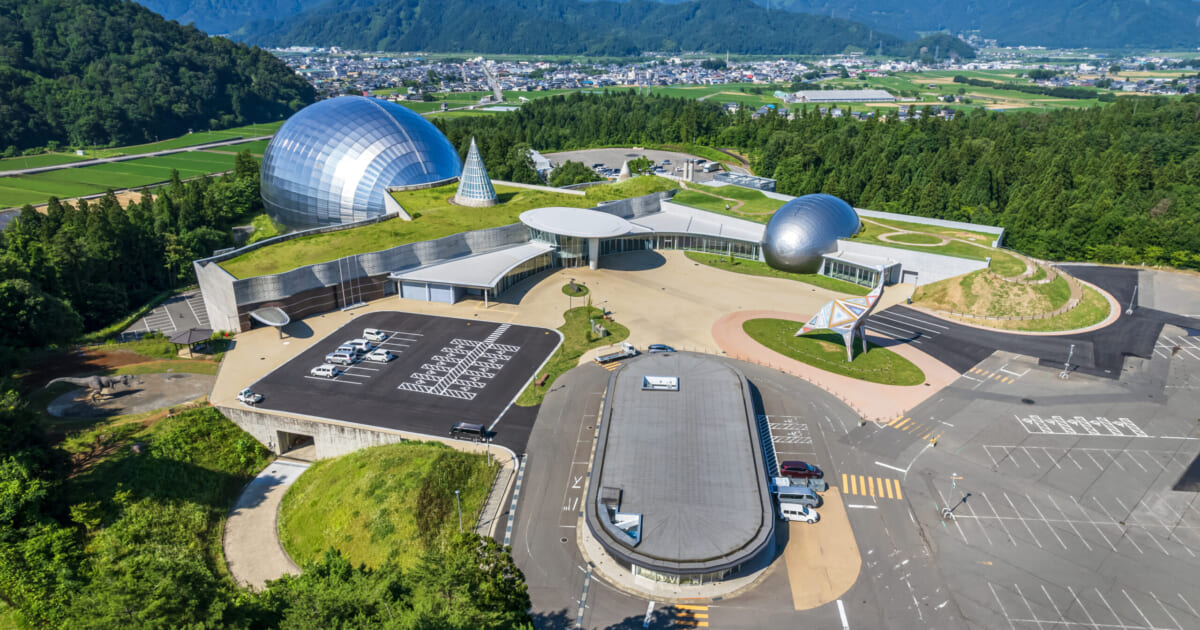 恐竜博物館のランチ混雑でお困りの方へ！無料シャトルバスで行けるJAMの選べる3つのランチ