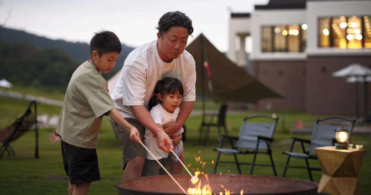 【PRESS RELEASE】夕陽に染まる山々、焚火を囲む夜。JAM福井勝山で過ごす秋